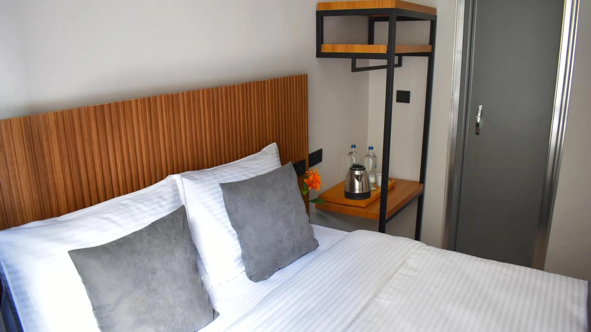 Vera Taksim Hotel Κωνσταντινούπολη 0*,  Τουρκία